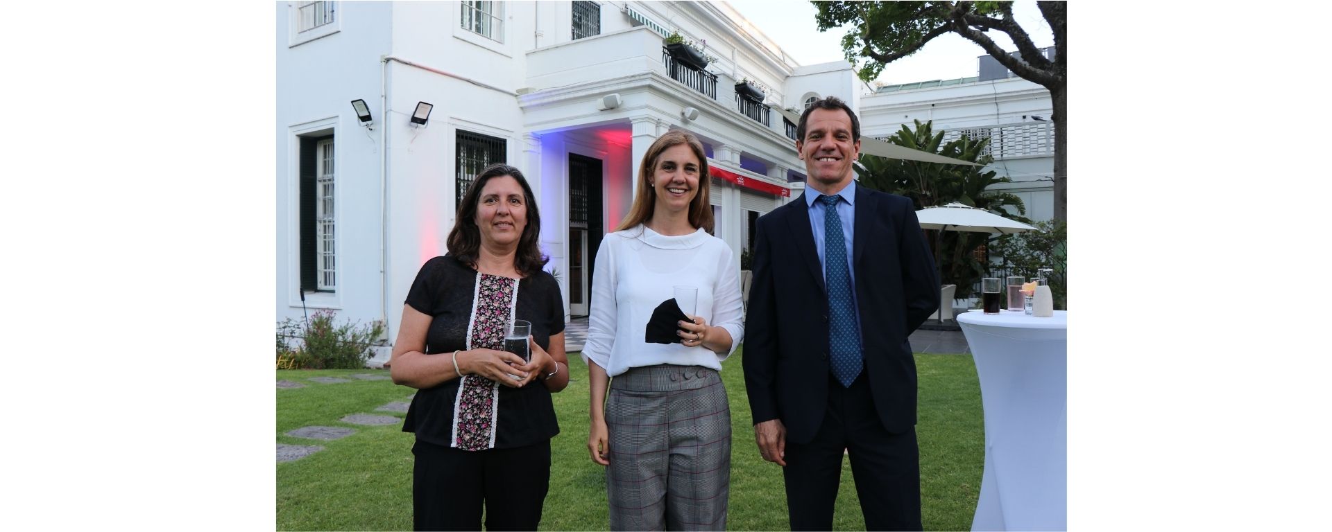 Ceremonia de graduación de Carreras de University of London en la UM UM